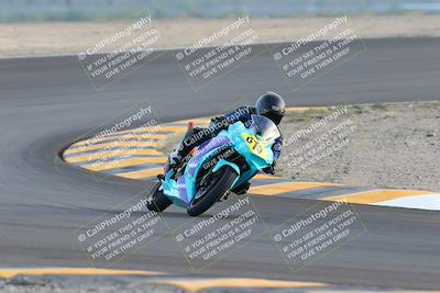 media/Sep-24-2022-CVMA (Sat) [[a45f954247]]/Race 15 500 Supersport-350 Supersport/